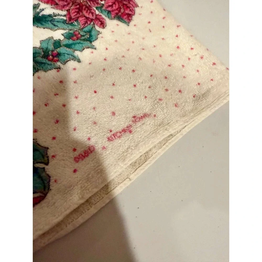 VTG Royal Terry B&D Christmas Hand Towel Poinsettia Wreath Fringe Cream Pink MCM